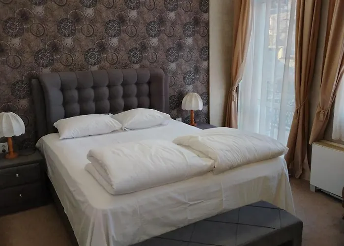 семеен старият град Otel