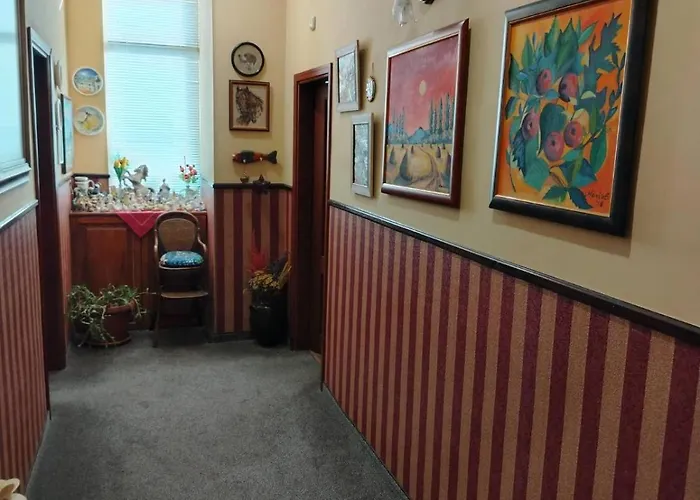 семеен старият град 3*